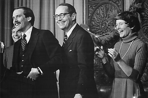 Dick and Ginny Thornburgh and Bill Scranton at inaugural event