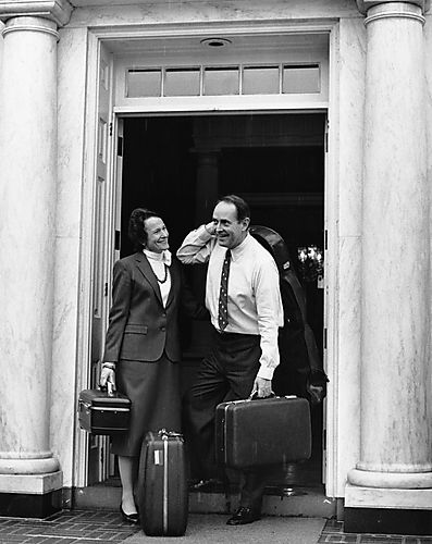 Dick and Ginny Thornburgh moving out of the Governor's Home
