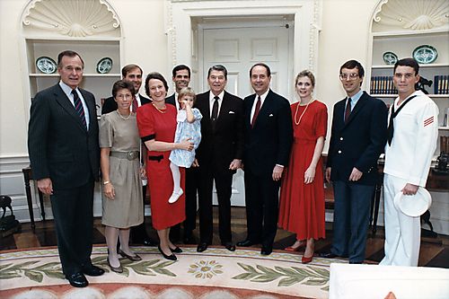 Family photograph following Swearing In Ceremony with President Reagan and Vice President Bush