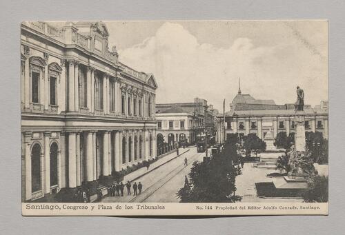 Santiago, Congreso y Plaza de los Tribunales