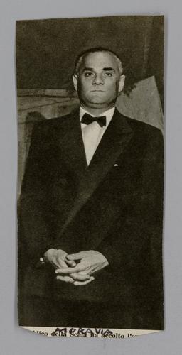 Clippings on Mostly Italian Authors and Artists