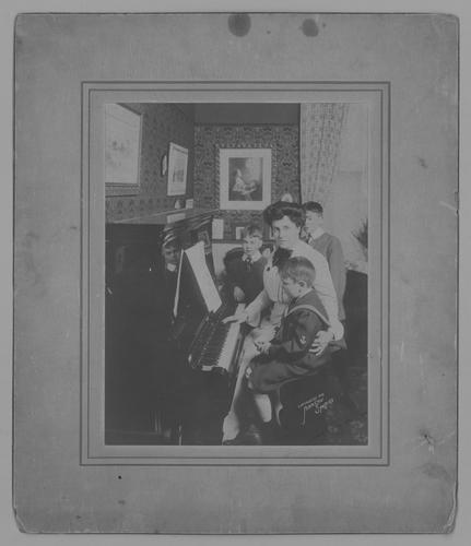Rinehart family portraits - Mary Roberts Rinehart with three sons as children