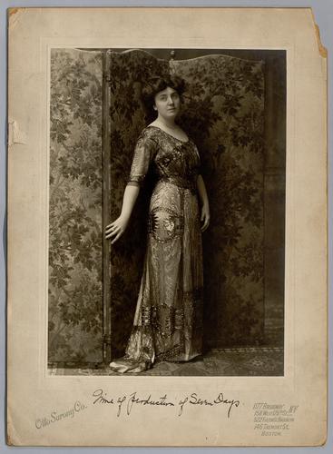 Mary Roberts Rinehart portrait at time of production of Seven Days