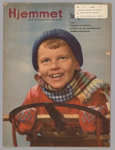 "Dorothy klæder sig om til middag, af" ["Dorothy Dresses for Dinner"] in Hjemmet nr. 8