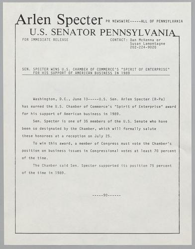 Senator Specter wins U.S. Chamber of Commerce's "Spirit of Enterprise," for his support of American business in 1989