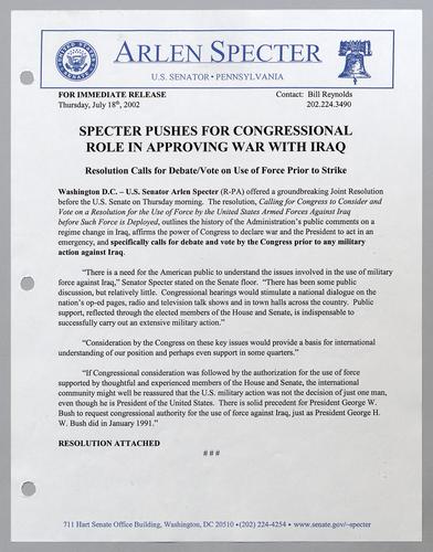 Specter pushes for Congressional role in approving war with Iraq