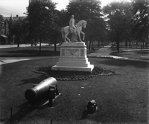 George Washington Monument