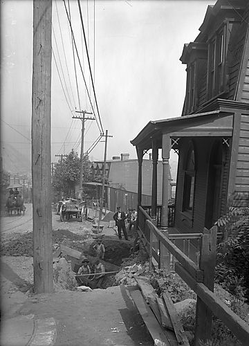 Brownsville Avenue House