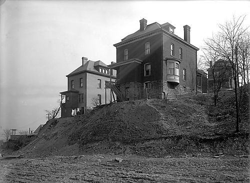 Travella Boulevard Homes