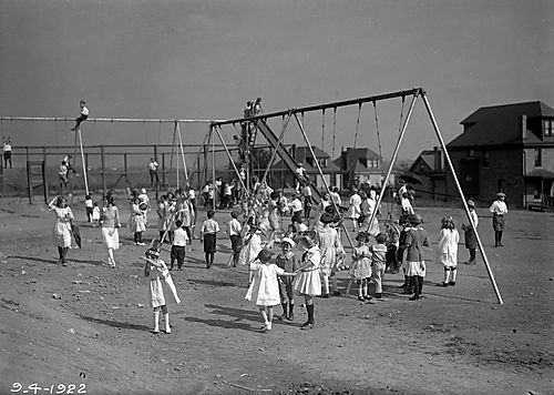 Beechview Playground Swing Set