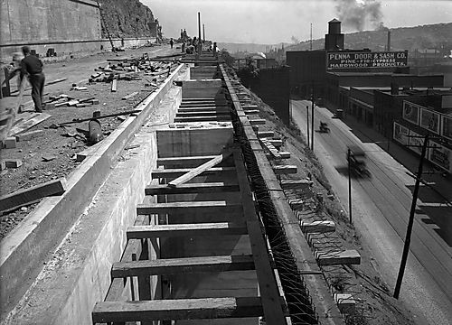 Boulevard of the Allies Wall Construction