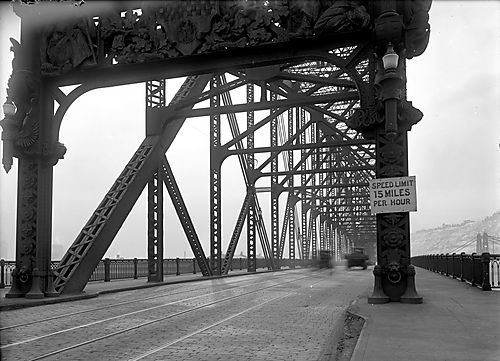Manchester Bridge