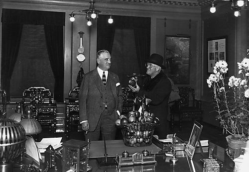 Johnny Appleseed and the Mayor