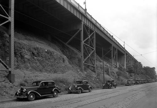 Dangerous Hillside at 2nd Avenue