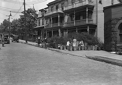 Neighborhood Clean-Up