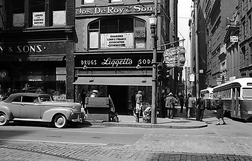 Corner of 4th and Smithfield