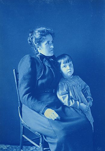 Mollie and Elizabeth