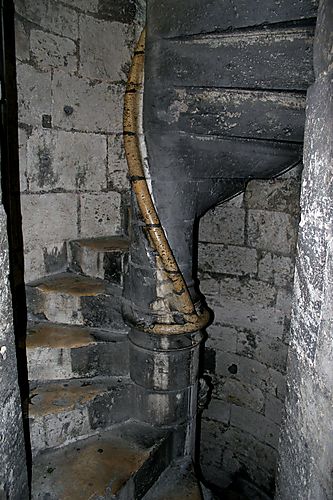 Spiral staircase in North Tower- Detail
