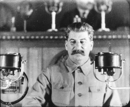 [Stalin gives a speech at the Party Congress]