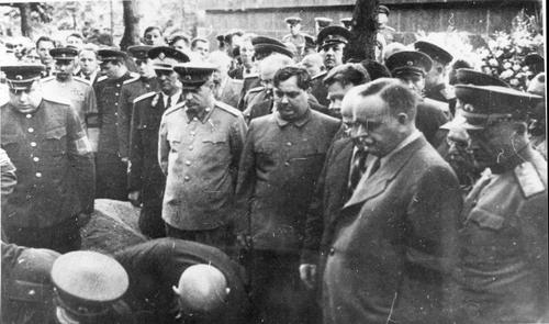 [Stalin with members of the Central Committee at the funeral of Andrei Zhdanov]