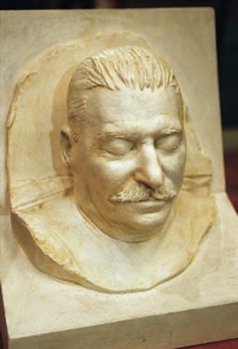[Stalin's death mask]