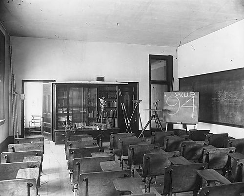 1894 Classroom